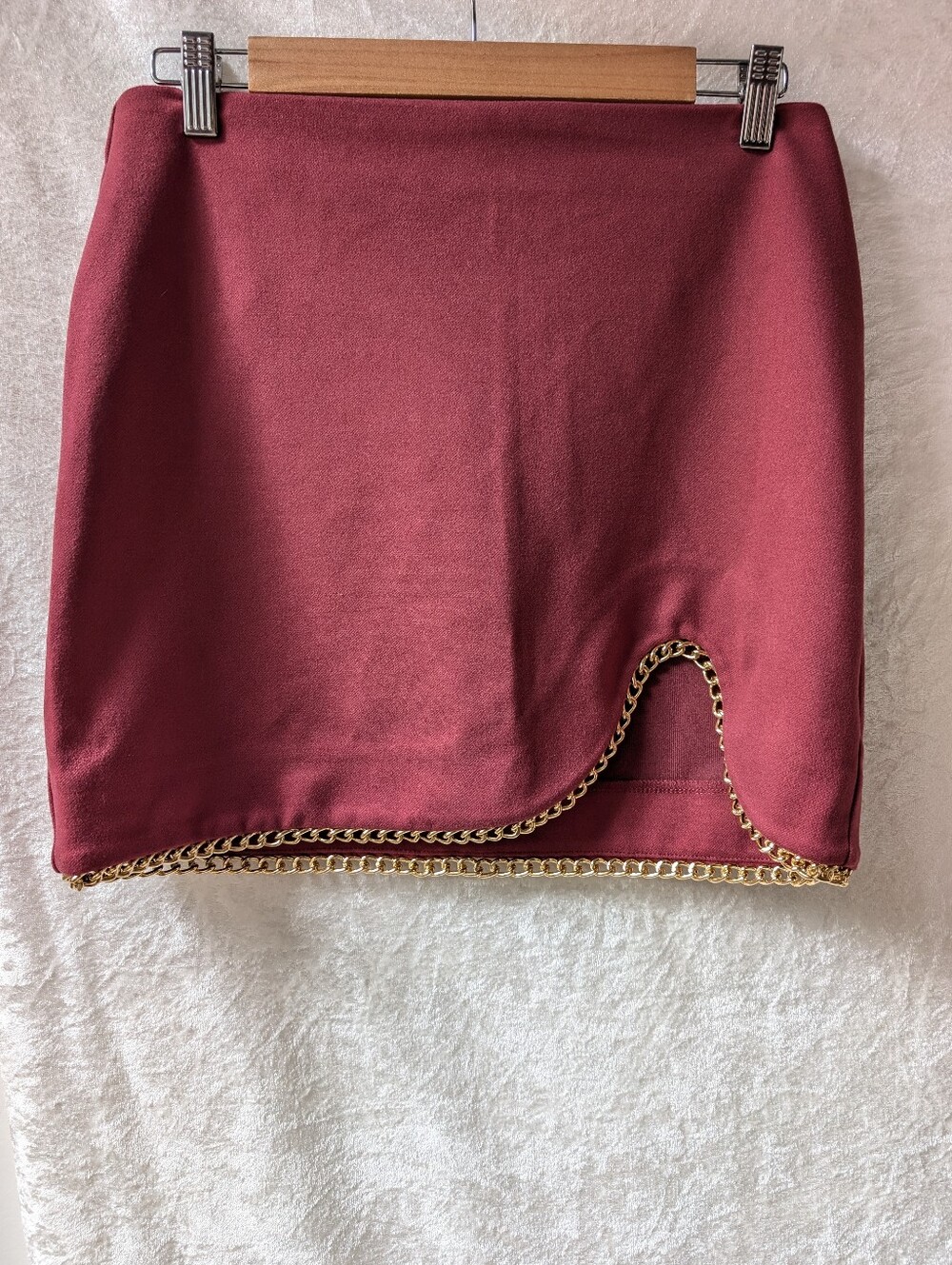 Burgundy Red Suede Mini Skirt Gold Chain Hem Shinestar Medium